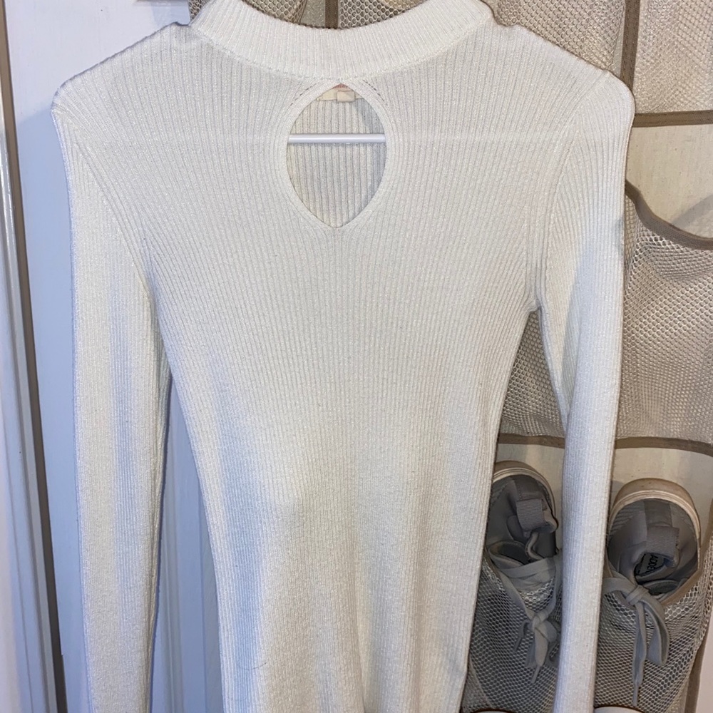 Size M Turtle neck sweater